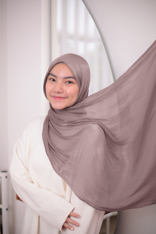 Naura Shimmer Luxury Silk - Beaver Naura